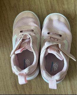 (Category: ) located in . Submitted by vanessa.wh (Listing ID 1380378813, Image 1). Description: .
