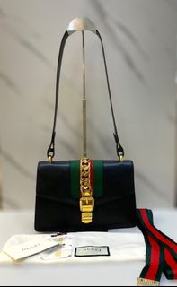 (Kategori: ) berada di . Dikirim oleh marchandmei (ID iklan 1380353745, Gambar 1). Deskripsi: .