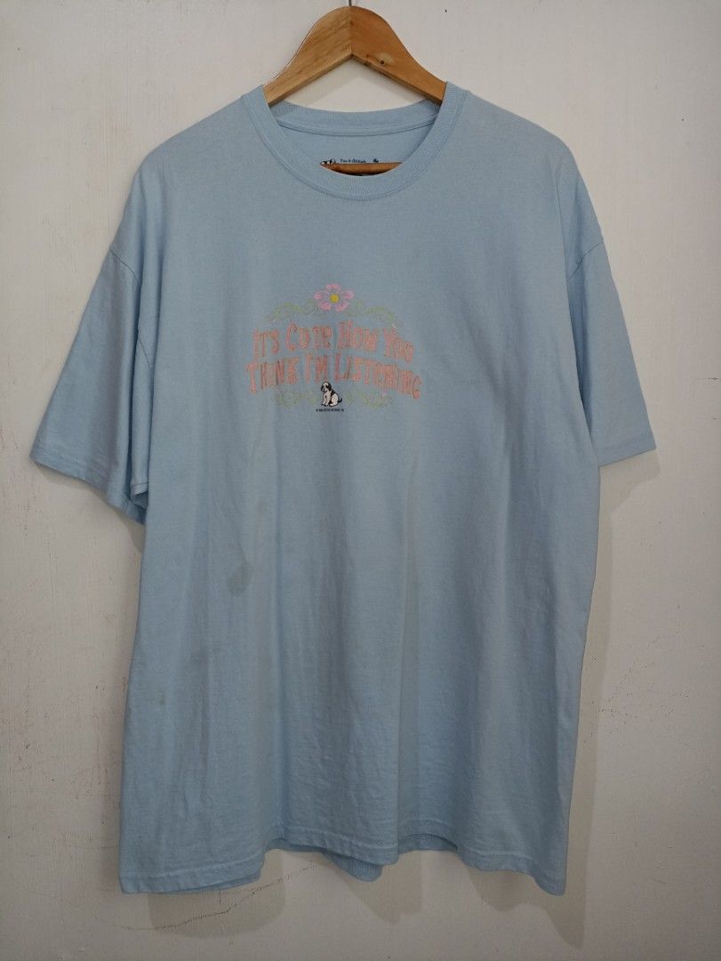 Vintage big dogs statement tee shirt 2005 (Category: Tshirts & Polo Shirts ) located in Alaminos. Submitted by aefalvarez (Listing ID 1380322885, Image 1). Description: barely noticeable stains dimes/size already included in the pictures.