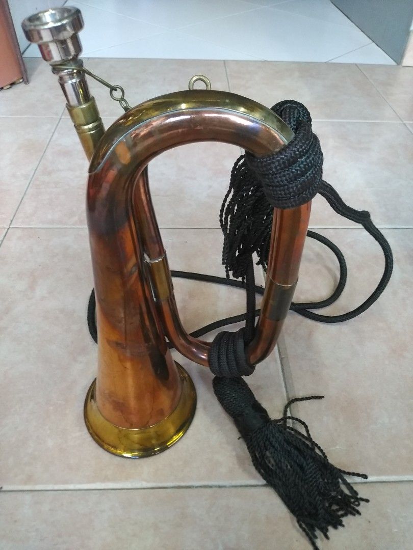 String Handle On Bugle Vintage Copper & Brass Bugle with Tassels, Hobbies & Toys, Musical ...