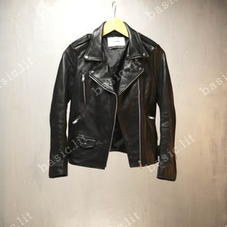 (Kategori: ) berada di . Dikirim oleh basic.lit (ID iklan 1380447919, Gambar 1). Deskripsi: .