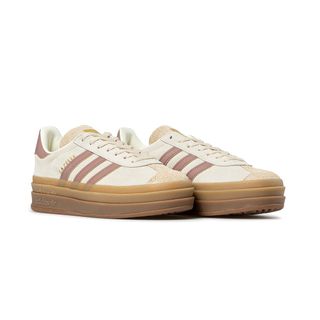 (Category: ) located in . Submitted by Arisaprals (Listing ID 1380405816, Image 1). Description: .