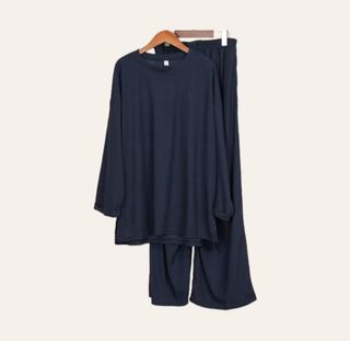 (Category: ) located in . Submitted by syapreloved18 (Listing ID 1380301445, Image 1). Description: .