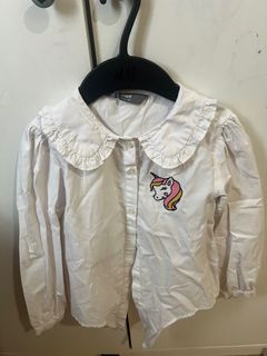 (Category: ) located in . Submitted by alyn_wardrobe (Listing ID 1380298946, Image 1). Description: .
