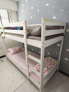 (Category: ) located in . Submitted by ameeow (Listing ID 1380325056, Image 1). Description: .