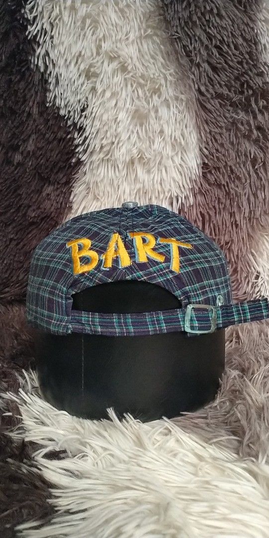 1998 THE SIMPSONS CAP YOUTH SIZE (Category: Caps & Hats) located in Pili. Submitted by janrypalmerodelima (Listing ID 1380658902, Image 2). Description: 1998 THE SIMPSONS CAP YOUTH SIZE CONDITION: VERY GOOD COLOR RATE: 9.3/10 ISSUE:SEE LAST PHOTO.