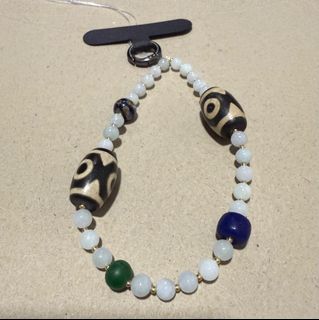 (Category: ) located in . Submitted by 8at88 (Listing ID 1380625335, Image 1). Description: .
