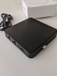 4g lte wifi router sharing via SIM card to wi-fi with type c power cable. Use any data Sim card. Cmhk smartone csl 3 sosim ok64197971597955110