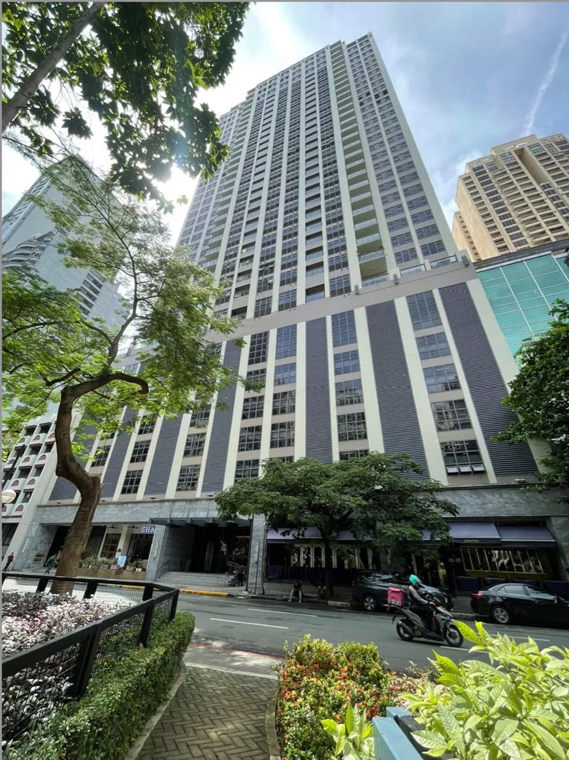 (Category: ) located in . Submitted by Kuaima_Realty (Listing ID 1380504055, Image 1). Description: .