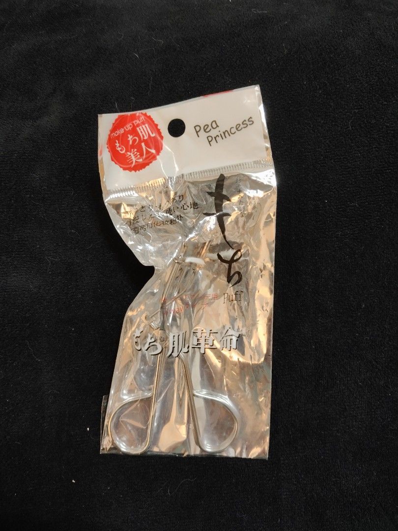 由 v.k._thrifty_store (刊登 ID 1380529862，圖片 1) 提交，位於 高雄市 (Kaohsiung) 的 💧捲翹自然睫毛夾 (類別：化妝品)，說明：。