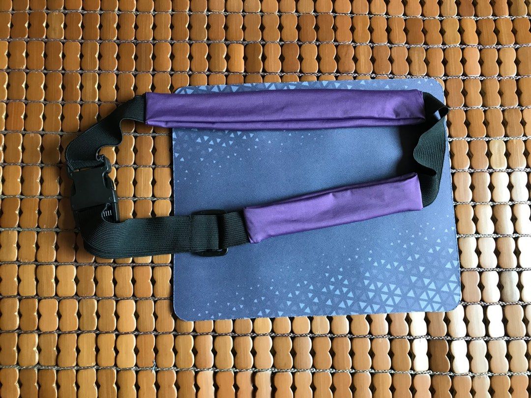 由 selltw2025 (刊登 ID 1380562323，圖片 2) 提交，位於 新竹縣 (Hsinchu County) 的 紫色彈性腰包 (類別：其他運動配件)，說明：長約89公分/黑色鬆緊帶。