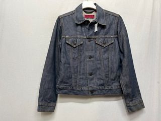 由 w7562 (刊登 ID 1380653968，圖片 1) 提交，位於 的 (類別：)，說明：。