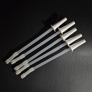 由 afni.fashion (刊登 ID 1380517441，圖片 1) 提交，位於 的 (類別：)，說明：。