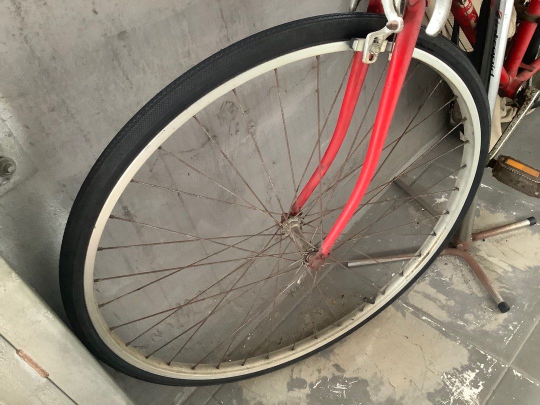 由 chang12344321 (刊登 ID 1380498739，圖片 2) 提交，位於 台北市 (Taipei) 的 捷安特 公路車 (類別：單車)，說明：新莊中原路自取。