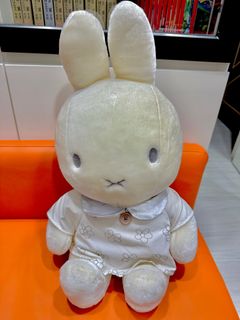 （分類：）位於 。 由 alexlich02 提交（商品編號 1380597366，圖片 1）。簡介： 。