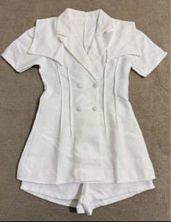 由 JCloset (刊登 ID 1380514119，圖片 1) 提交，位於 的 (類別：)，說明：。