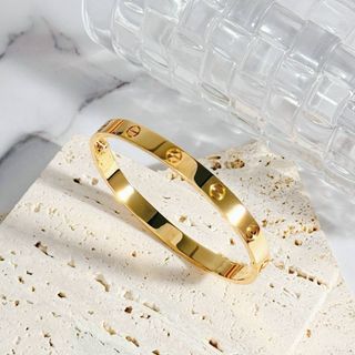 (Category: ) located in . Submitted by millenlavish_outlet (Listing ID 1380562714, Image 1). Description: .