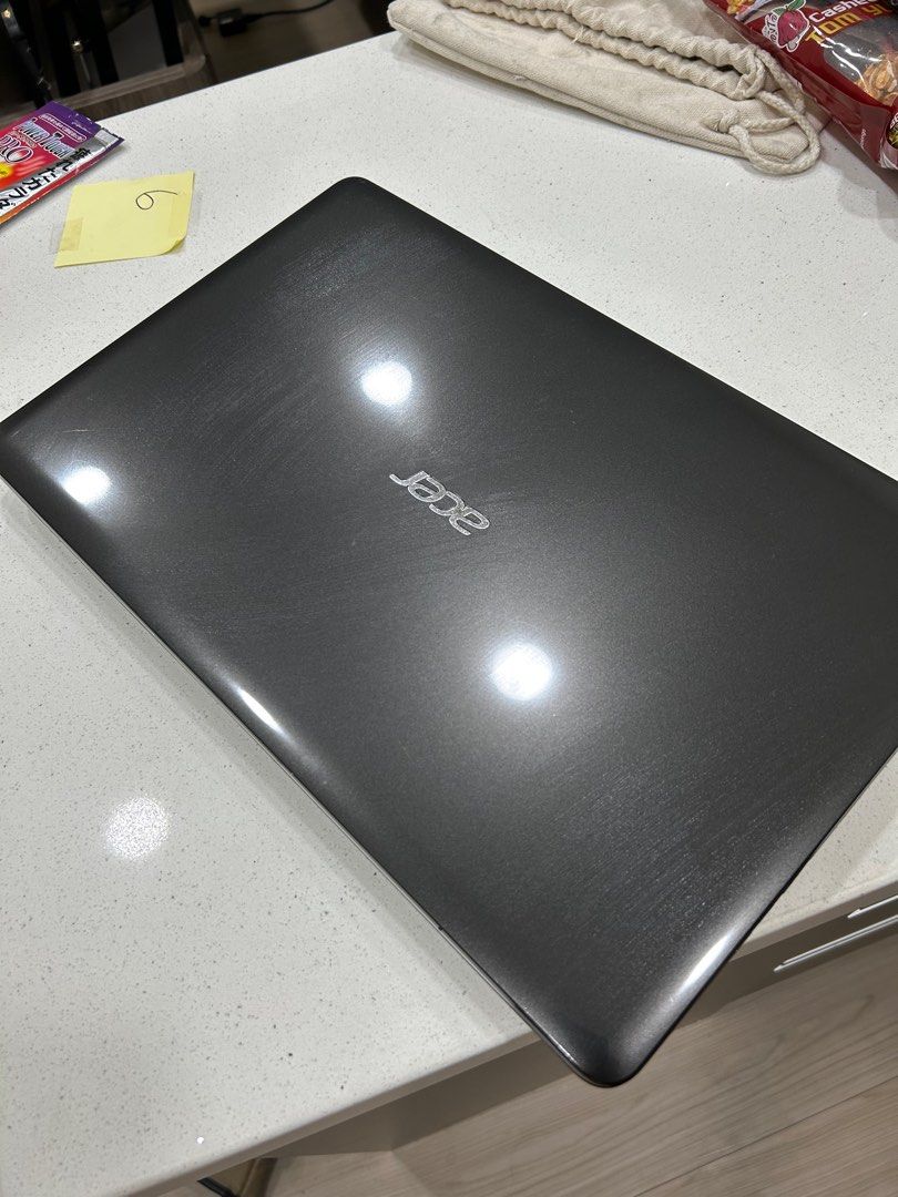 由 kuoyenting80370 (刊登 ID 1380695308，圖片 2) 提交，位於 台北市 (Taipei) 的 Ace文書機 (類別：桌上電腦或筆記型電腦)，說明：適合文書 使用時間很少。