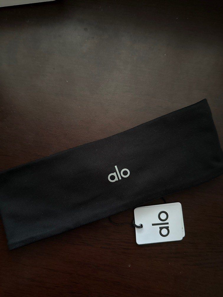 ALO Performance Conquer Headband (Category: Activewear) located in Pasig City. Submitted by linhonn (Listing ID 1380601911, Image 2). Description: Too big for me. Got it from US through pasabuy..