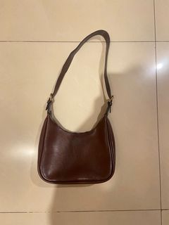 (Kategori: ) berada di . Dikirim oleh afak14591 (ID iklan 1380681467, Gambar 1). Deskripsi: .