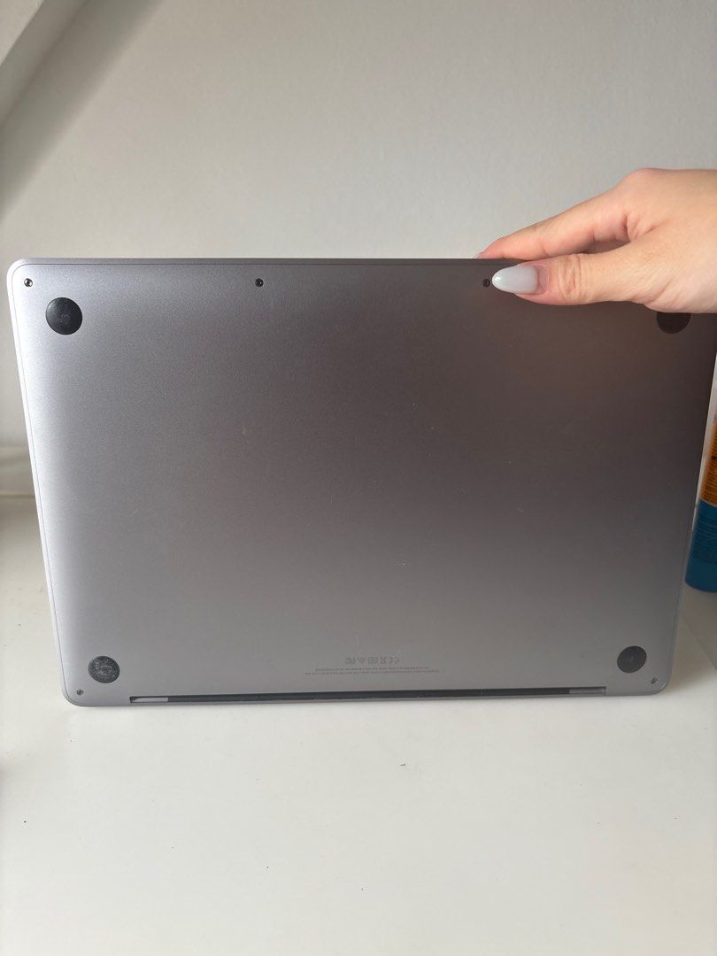 Apple MacBook Pro 13-inch63074788455938111
