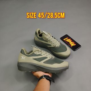 (Kategori: ) berada di . Dikirim oleh lapaksepatuku (ID iklan 1380661337, Gambar 1). Deskripsi: .
