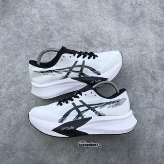 (Kategori: ) berada di . Dikirim oleh tpsneakers_ (ID iklan 1380662560, Gambar 1). Deskripsi: .