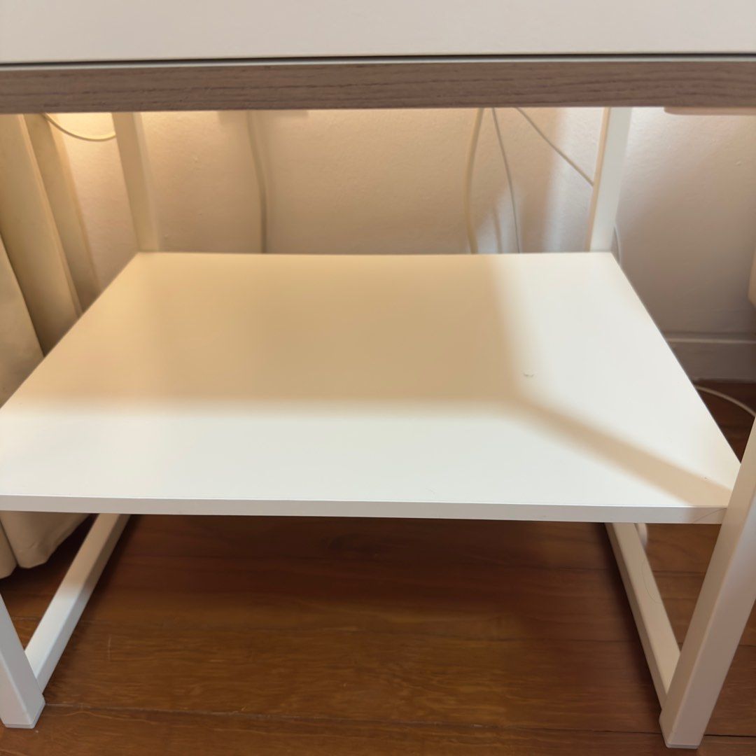 Bedside Table65075513661571113