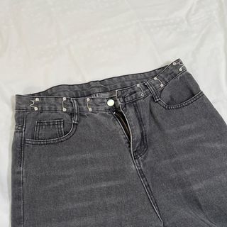 (Category: ) located in . Submitted by lovelicky (Listing ID 1380683781, Image 1). Description: .