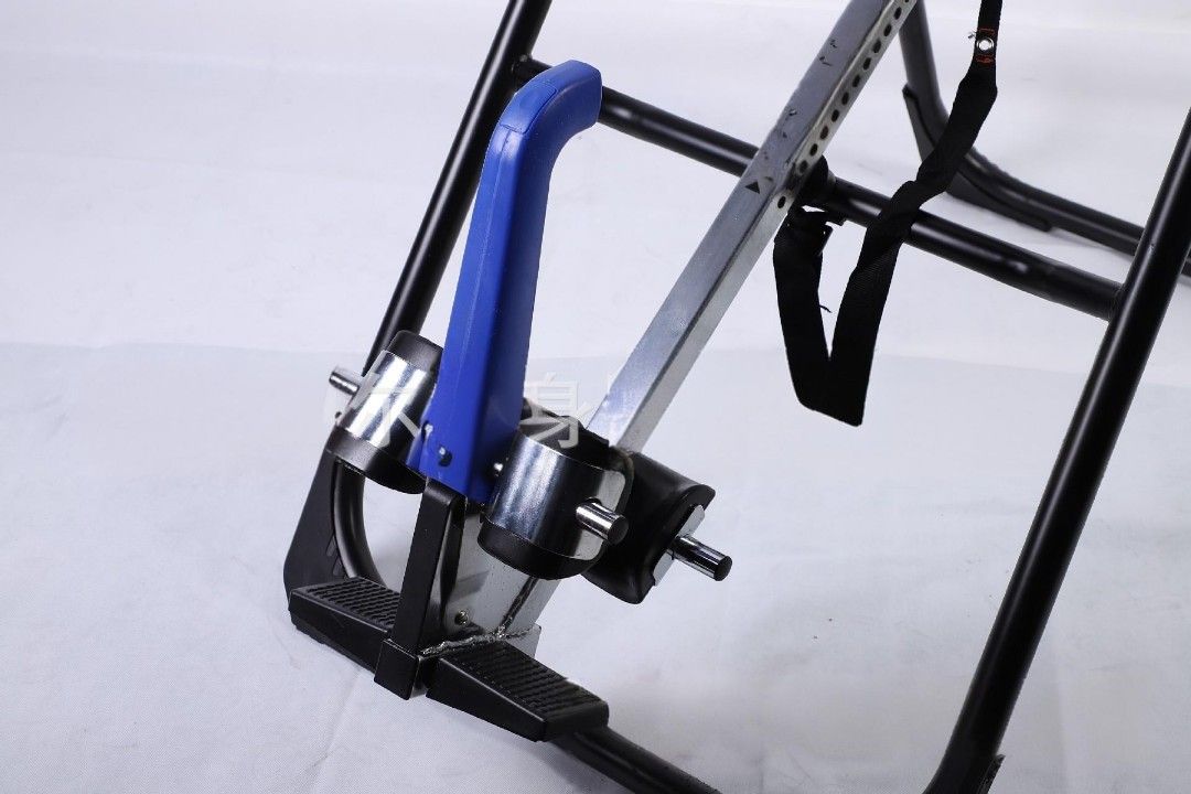 Brand New Inversion Table Teeter Design for Back Pain Therapy (Category: Medical Supplies & Tools) located in Quezon City. Submitted by webryan (Listing ID 1380522578, Image 3). Description: Inversion tables are therapeutic devices used for inversion therapy, a technique that involves positioning the body at an inverted angle, typically head-down, to relieve back pain and other musculoskeletal issues. They are designed to help decompress the spin