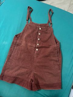 (Category: ) located in . Submitted by wearbyaaa (Listing ID 1380536200, Image 1). Description: .