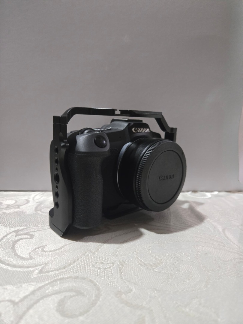 CANON R8 with adapter original CANON EOS R to EF & CANON 50mm ...