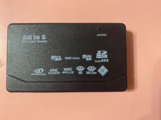 Card reader 多功能讀卡器 64180232019587110