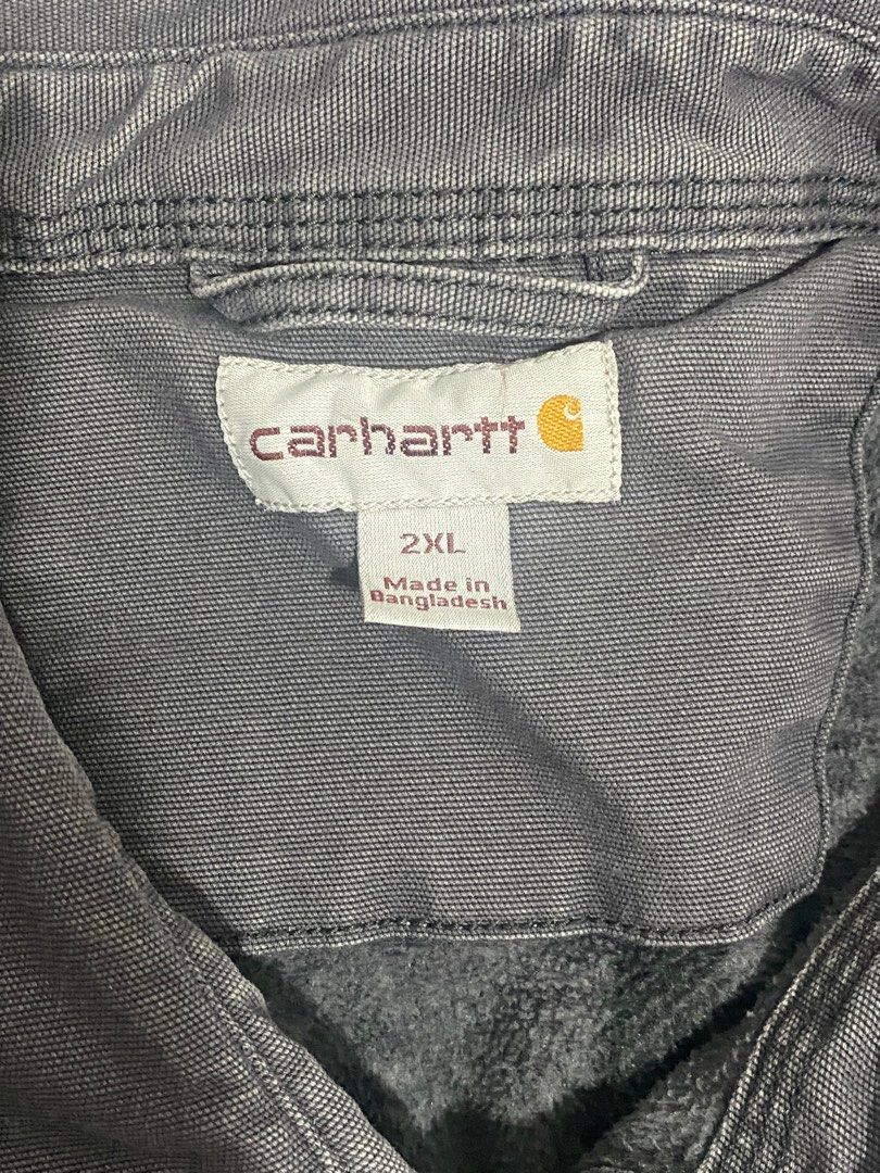 Carhartt Men's Rugged Flex Fleece-Lined Snap-front Jacket (Category: Coats, Jackets and Outerwear) located in Cavite. Submitted by tris.preloved (Listing ID 1380612955, Image 3). Description: - denim material (outer), fleece material (inner) - very good condition, no flaws 9.5/10 - authentic carhartt, bought in Canada - price slightly negotiable.