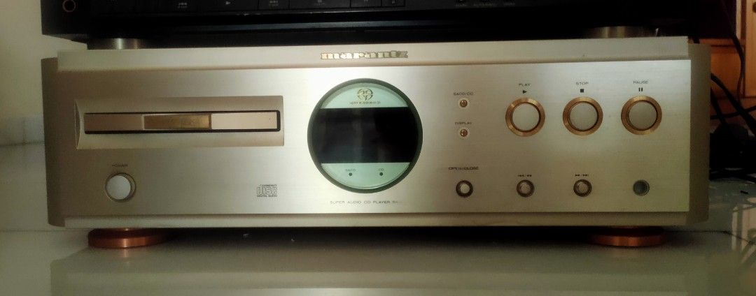 Cd player (Category: Soundbars, Speakers & Amplifiers) located in Singapore. Submitted by teoh.soon (Listing ID 1380652125, Image 1). Description: .