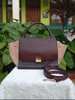 (Kategori: ) berada di . Dikirim oleh snowie_room (ID iklan 1380500168, Gambar 1). Deskripsi: .