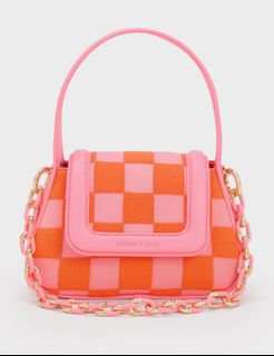 (Category: ) located in . Submitted by shopluxlovers (Listing ID 1380645960, Image 1). Description: .