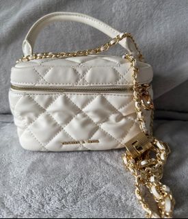 Charles and keith box bag For Sale Buy 1,000+ Charles and keith