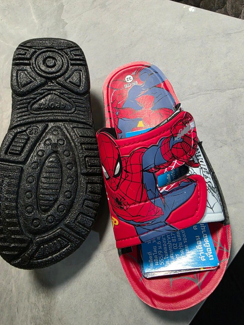 Spiderman Children slippers, sandal, size 32, for age 7 to 8 years old (Category: Babies & Kids Fashion) located in Singapore. Submitted by wheelskinz.sg (Listing ID 1380657386, Image 2). Description: Brand new. Bought for my 9 year old but a bit small for him. size is 32. Around 19.5cm length..
