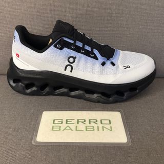 (Category: ) located in . Submitted by gerroofsneakercomplexph (Listing ID 1380503756, Image 1). Description: .