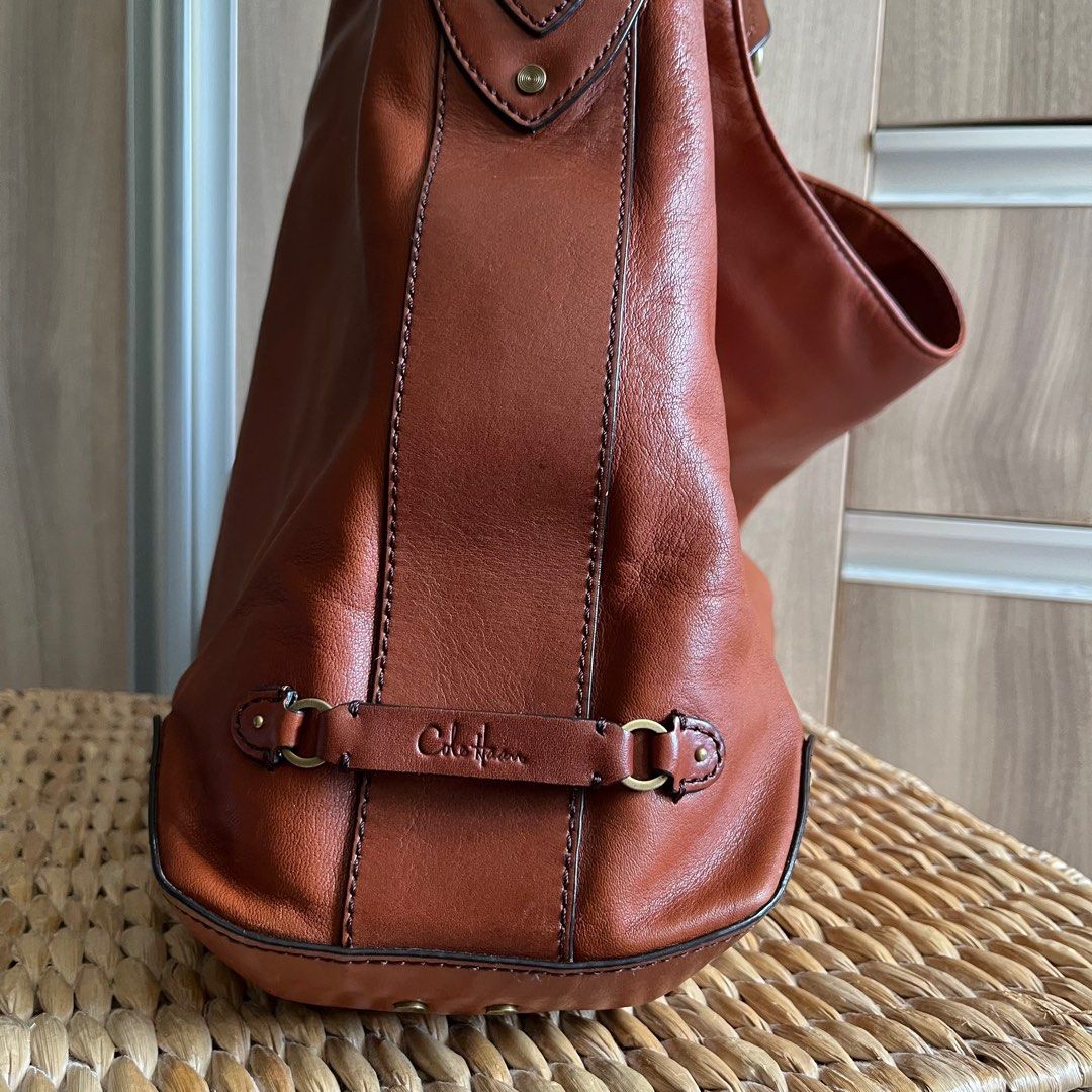 Cole Haan Brown Leather Hobo Bag (Category: Shoulder Bags) located in Makati City. Submitted by 4635archives (Listing ID 1380582686, Image 3). Description: Cole Haan Brown Leather Hobo Bag Large Size Gorgeous brown color! Perfect for everyday Almost like new.