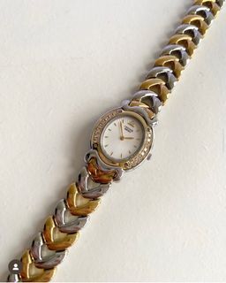 (Category: ) located in . Submitted by shopaclock (Listing ID 1380578405, Image 1). Description: .