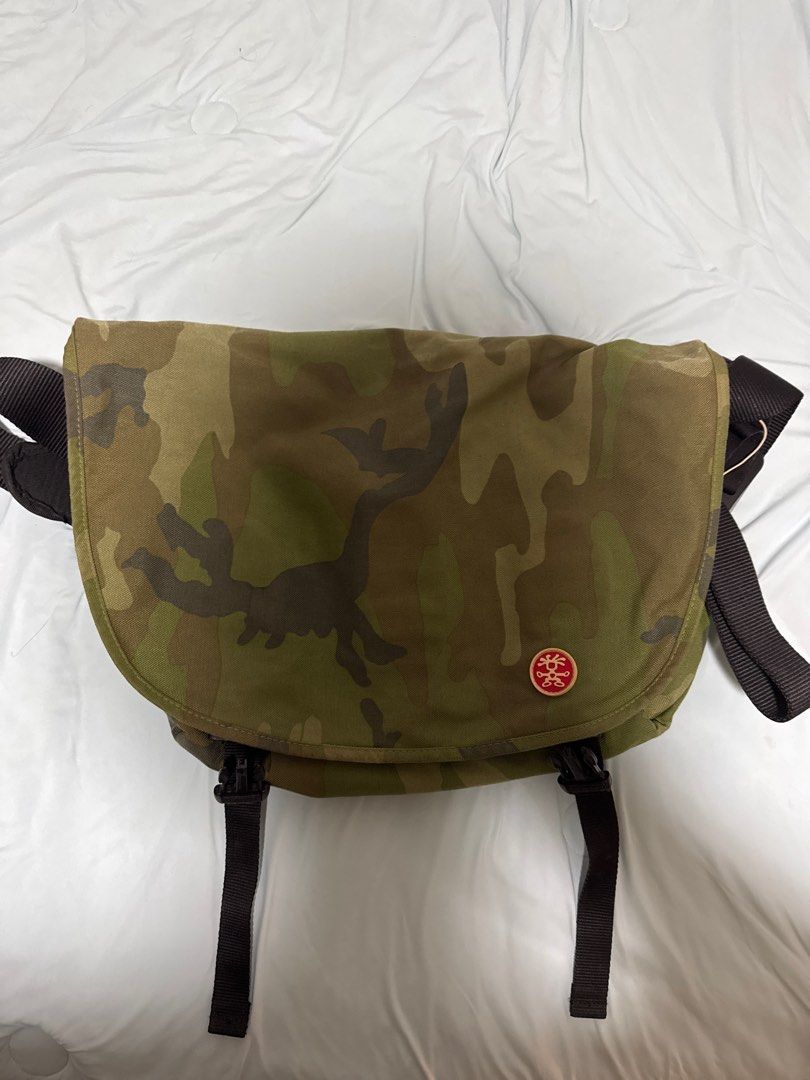 Crumpler Camo Messenger Bag (The Textbook Point) on Carousell