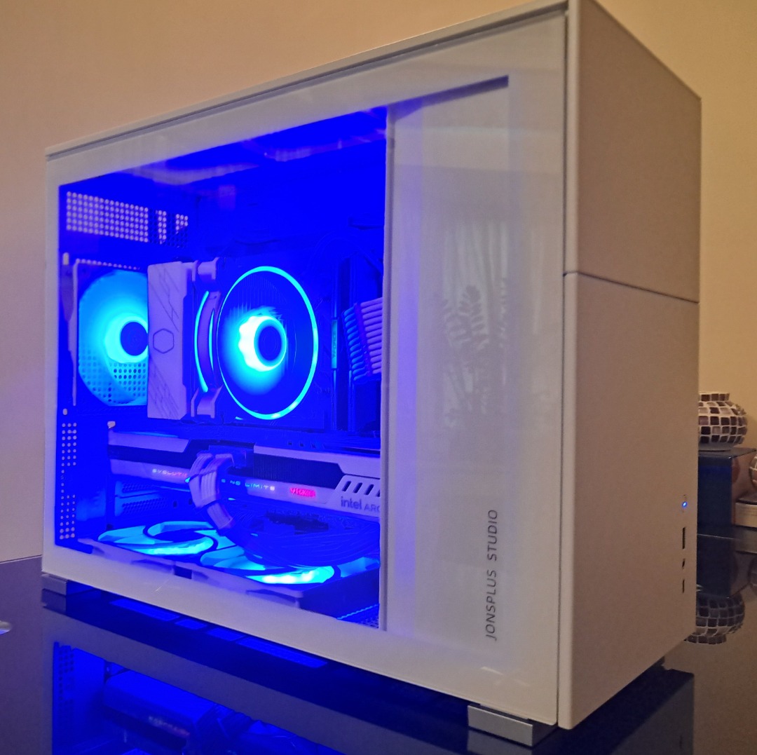 Custom Intel Gaming PC Desktop Computer (Core i5 12600K | ASRock B760M ...