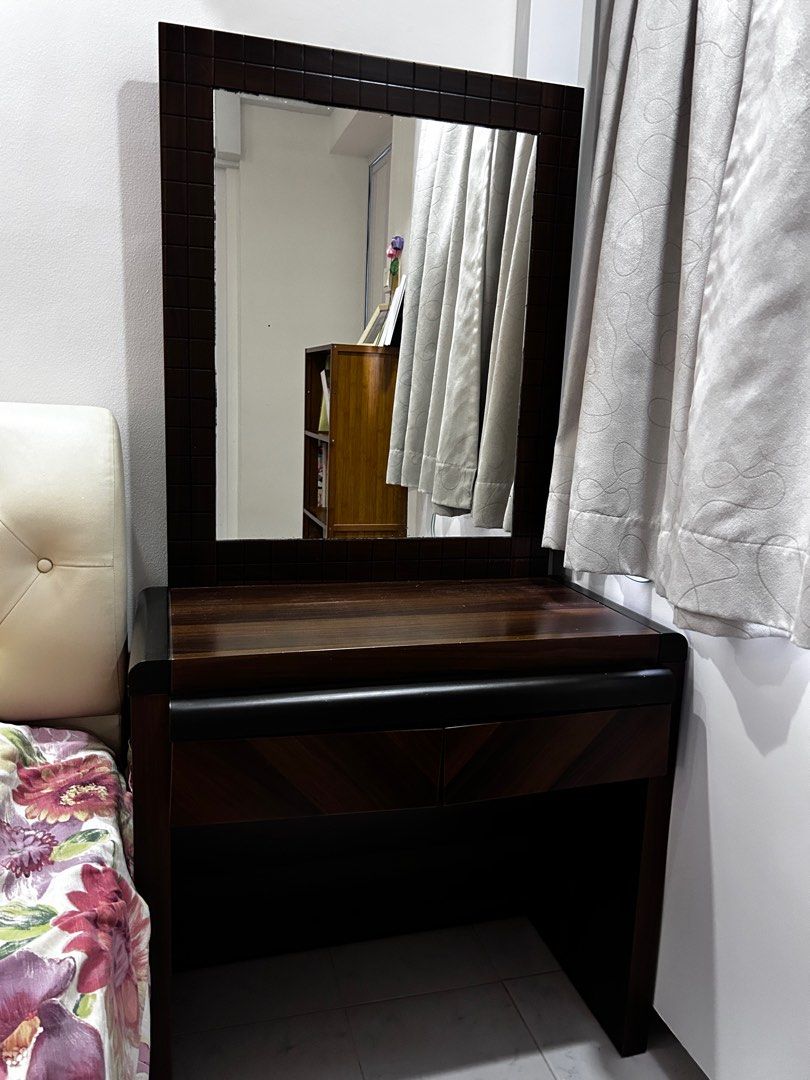 Dressing Table65075286025729111