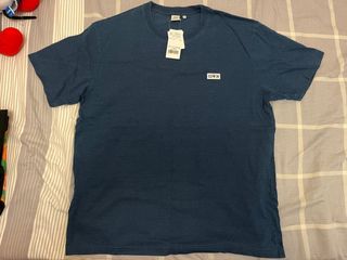 （分類：）位於 。 由 brian169hk 提交（商品編號 1380596028，圖片 1）。簡介： 。