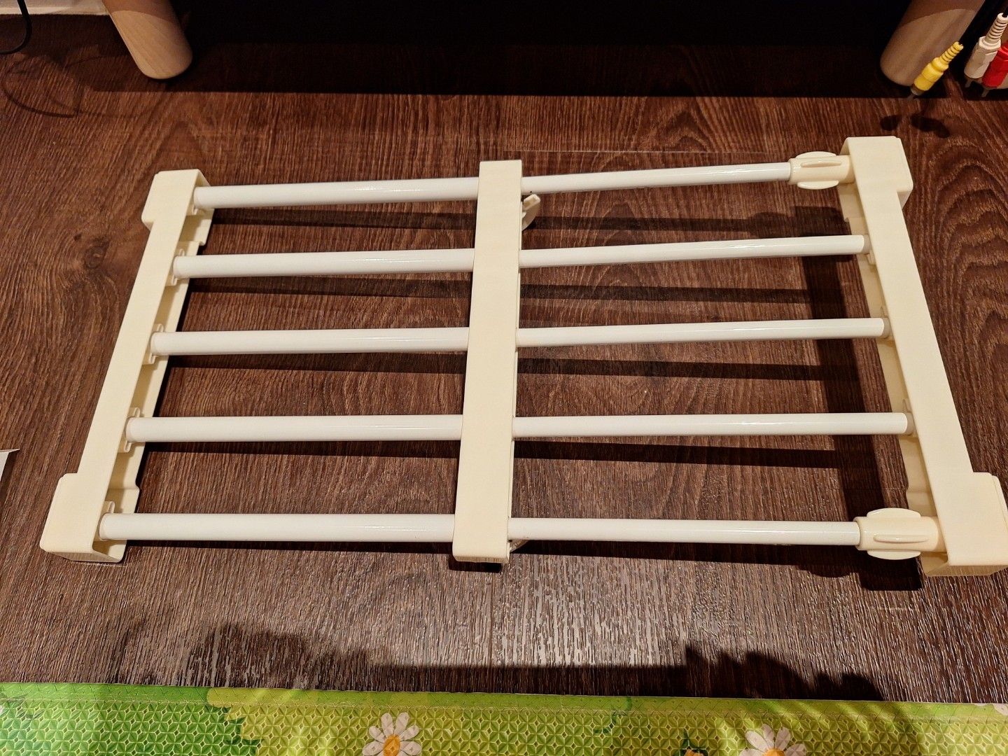 Extendable rack65075514047618111