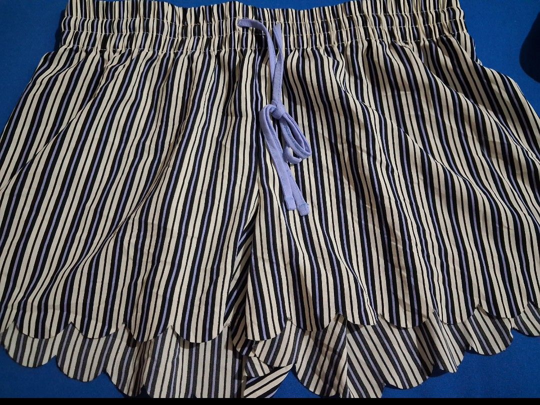 Gilligan & OMalley sleepwear (Category: Other Bottoms) located in Lapu-Lapu City. Submitted by imight (Listing ID 1380546965, Image 1). Description: pasalubong never worn 28-32" waistline Strictly " NO RETURN, NO EXCHANGE " Policy!!! Gcash payment only J&T courier.