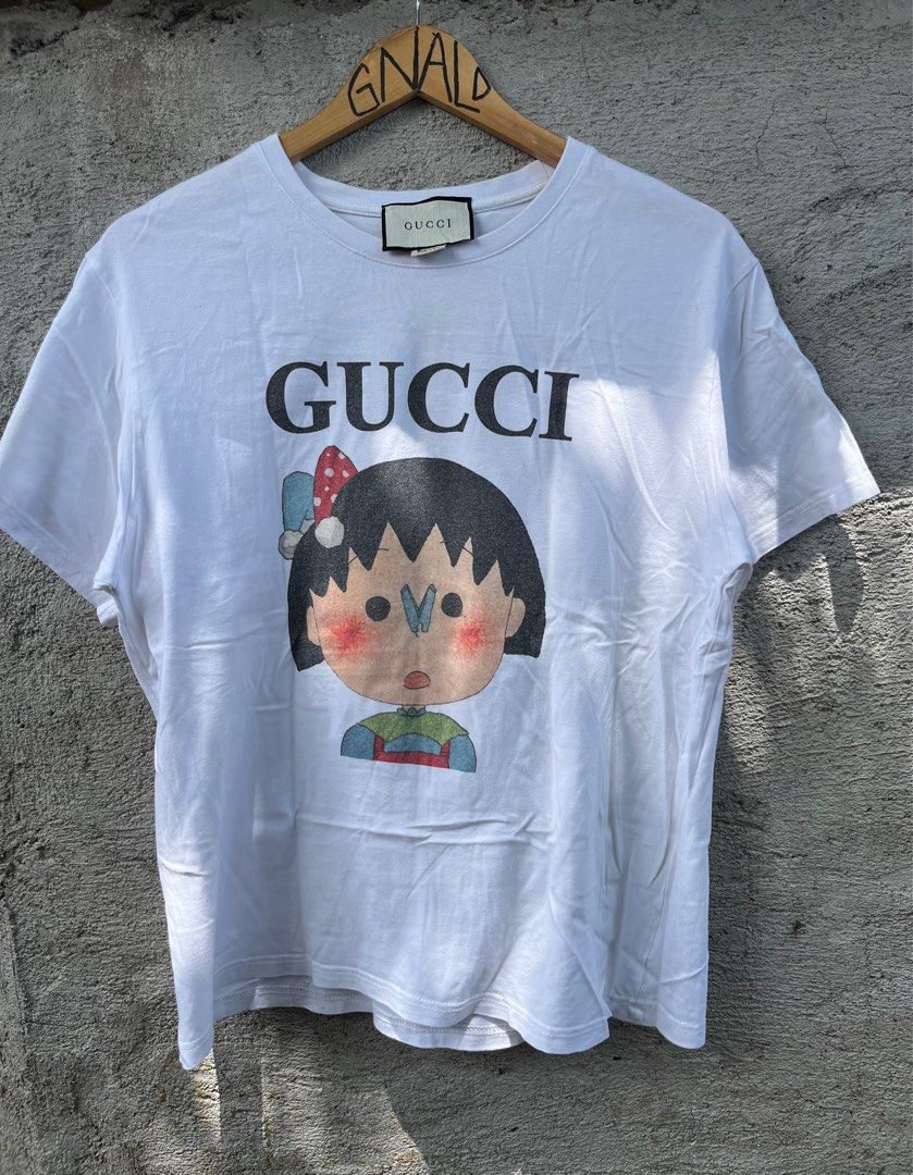 GUCCI - White T-shirts (Category: Luxury Apparel) located in Naga. Submitted by fresh_fit (Listing ID 1380547942, Image 1). Description: GUCCI - White T-shirts Size : S on tag (can fit up to M-L ) Width : 20 Length : 25 Color rate : 9.5/10 Excellent Condition Issue : none /need wash 1200 + sf Actual color may slightly vary due to lighting Location: Bicol Naga City 💵 MOP: Gcash only (payment first) 🚛 courier : J&T Express.