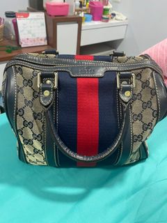(Category: ) located in . Submitted by chalz (Listing ID 1380517761, Image 1). Description: .